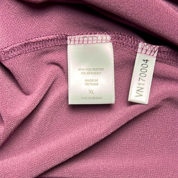 EUC 7th Avenue New York and Company mauve color stretchy dress shirt - Picture 4 of 7